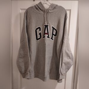 GAP - Pullover Hoodie